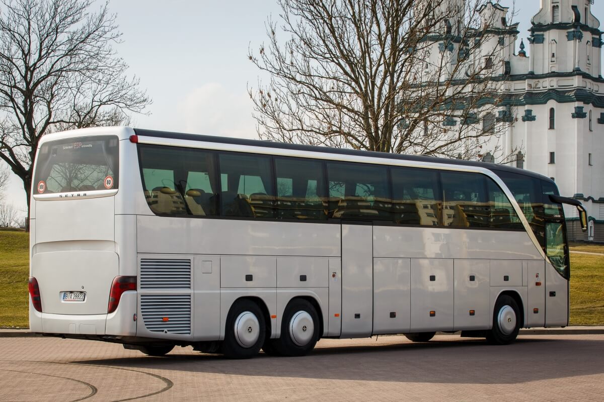 Bus setra 416 hdh na parkingu Białystok