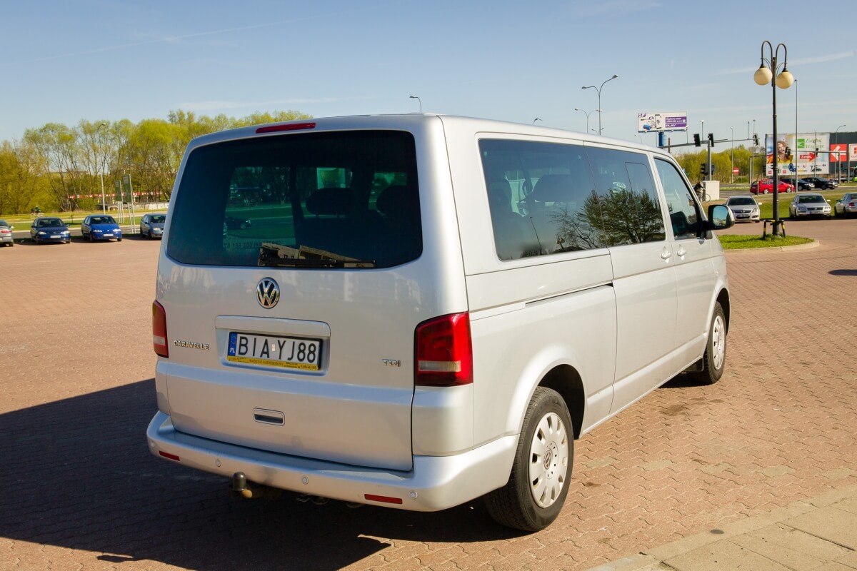 Tył busa volkswagen caravelle Białystok
